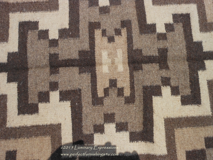 Soft_Elegant_Hand_woven_TGH_Rug_1587_Closeup